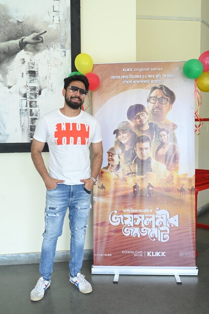 অভিনেতা সৌমিত্র বসু (ডিউক)