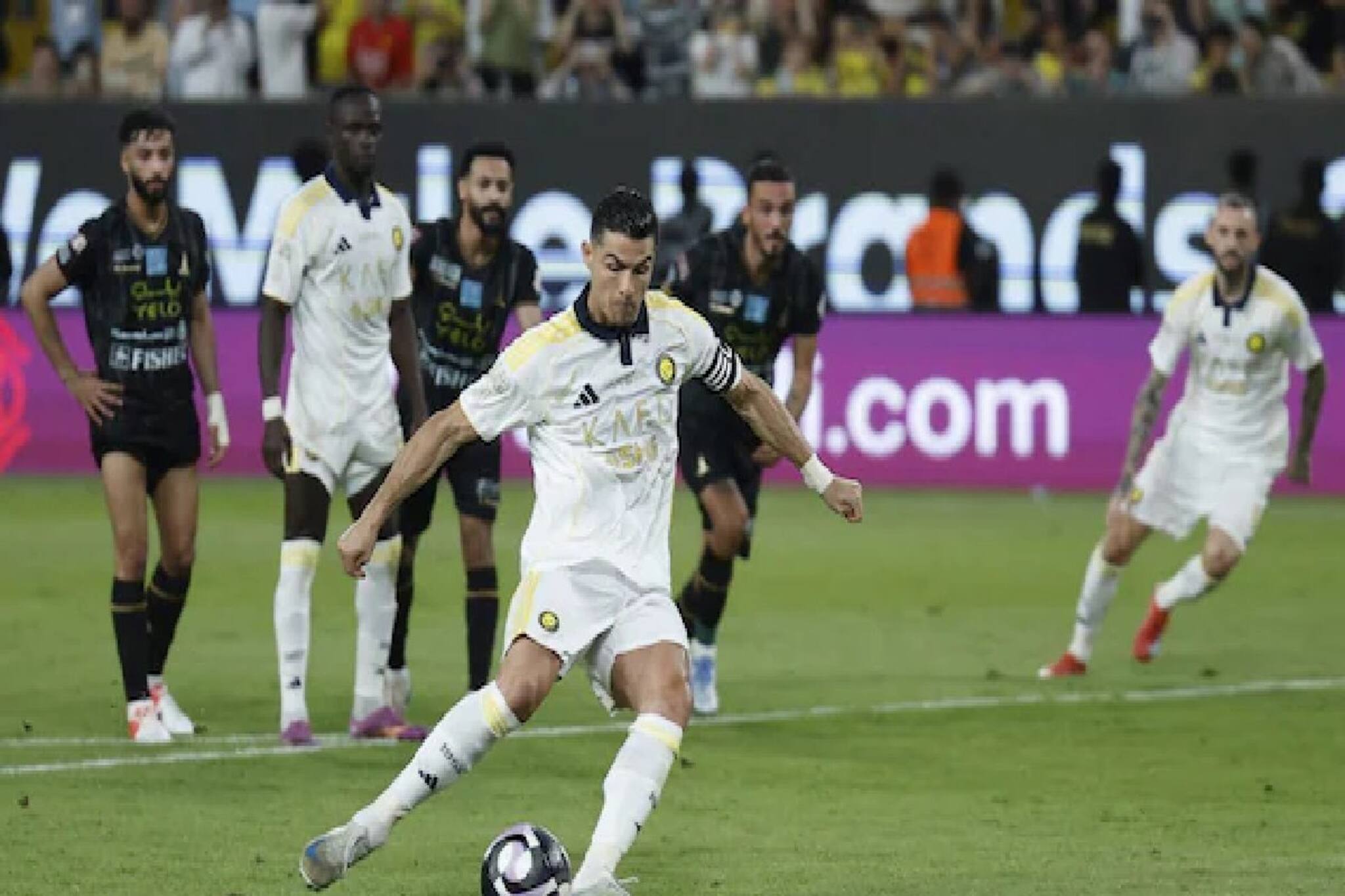 আল নাসের কি শেষ রোনাল্ডোর অধ্যায়, এবার তাহলে কোথায় খেলবেন সিআর সেভেন