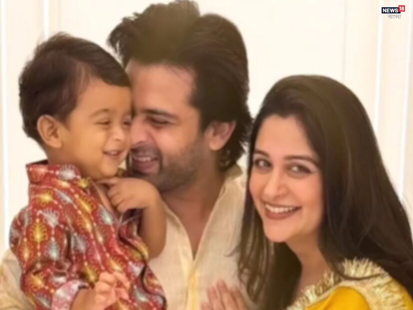 অভিনেত্রীর পোস্টে সবাই সাহস রাখার পরামর্শ দিয়েছেন এবং তাঁর দ্রুত সুস্থতার জন্য প্রার্থনা করছেন। গৌরব খান্না, শ্রদ্ধা আর্যা, আরতি সিং, রাজীব আদাতিয়া সকলেই অভিনেত্রীর পোস্টে রিয়্যাক্ট করেছেন। টিভি দুনিয়ার জনপ্রিয় অভিনেত্রী হিনা খানও ক্যানসারের সঙ্গে লড়াই করছেন।
