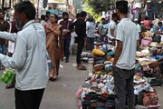 আর বসা যাবে না নিউ মার্কেটে, বুলডোজার দিয়ে যা করল কলকাতা পুরসভা..., এবার কী হবে হকারদের?