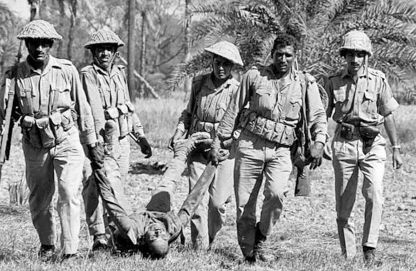  সালটা ১৯৭১ ভারত-পাকিস্তান যুদ্ধে পাকিস্তান সেনাবাহিনীকে একেবারে পর্যুদস্ত করেছিল ভারতীয় সেনা। শত্রু সেনাদের আত্মসমর্পণ করতে কার্যত বাধ্য করেছিল ভারতীয় সেনার জওয়ানরা। ১৯৭১ সালের যুদ্ধকে ভারত-পাক যুদ্ধের মধ্যে হওয়া অন্যতম একটি গুরুত্বপূর্ণ যুদ্ধ হিসাবে বিবেচনা করা হয়। পূর্ব পাকিস্তানকে স্বাধীন করতে এই যুদ্ধ হয়েছিল।