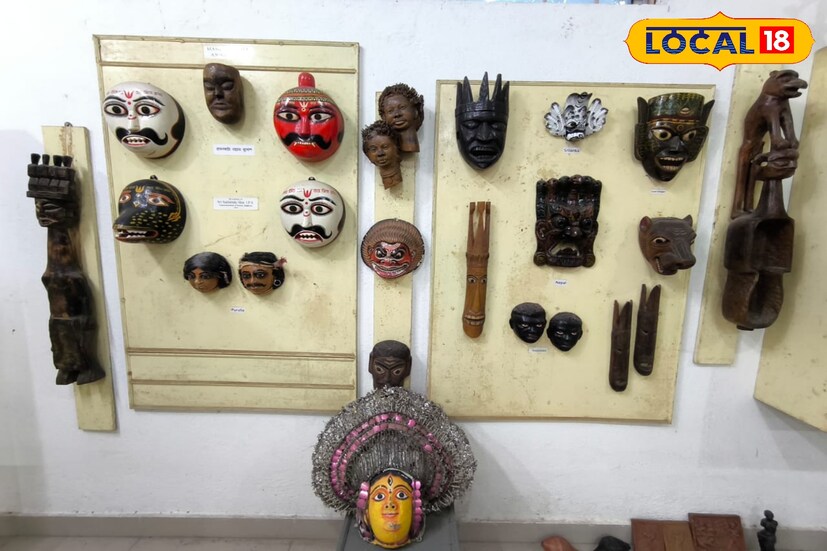 বাঁকুড়া জেলার প্রাক্তন সুপারিনটেনডেন্ট অফ পুলিশ সুখেন্দু হীরা দিয়েছিলেন পুরুলিয়ার মুখোশের একটি কালেকশন, সেটিও রয়েছে দেশ-বিদেশের মুখোশের পাশে। রয়েছে দুই খানা বাদ্যযন্ত্র। এছাড়াও রয়েছে শ্রীলংকা এবং নেপালের মুখোশ। রয়েছে আন্দামান নিকোবর দ্বীপপুঞ্জের জারোয়া জনগোষ্ঠীর চোখের অভিব্যক্তি।