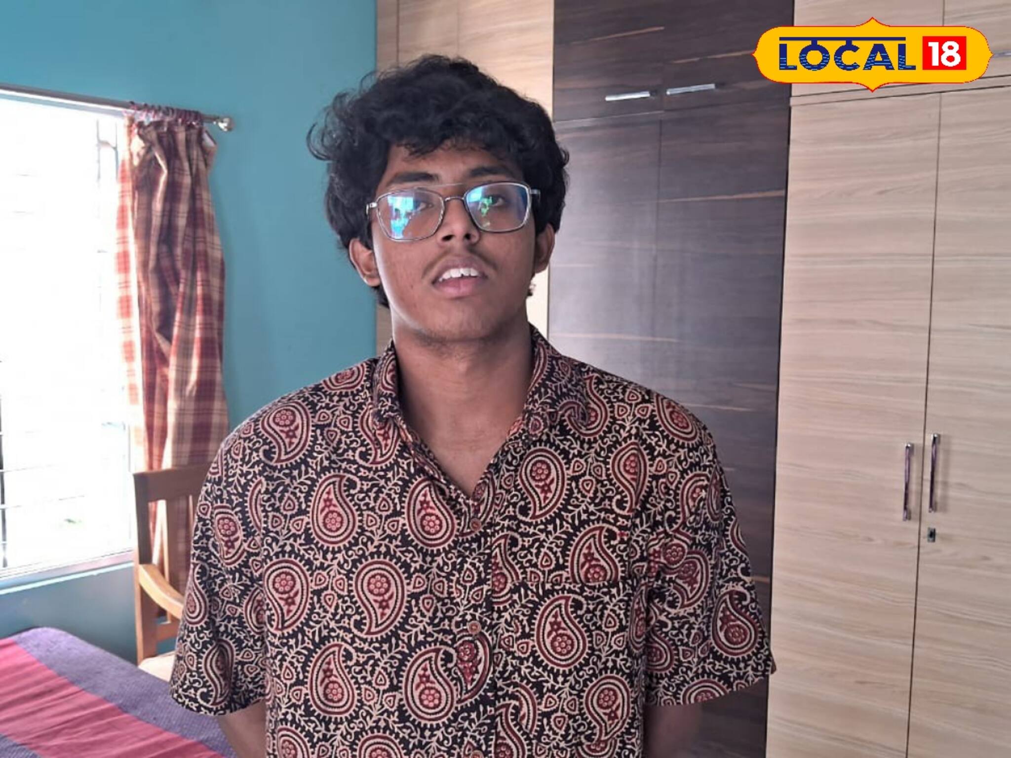 ‘নাতি আমার স্বপ্ন পূরণ করল’! খুশিতে ভাসছেন মাধ‍্যমিকে সপ্তম দেবার্ঘ্যের ঠাকুমা