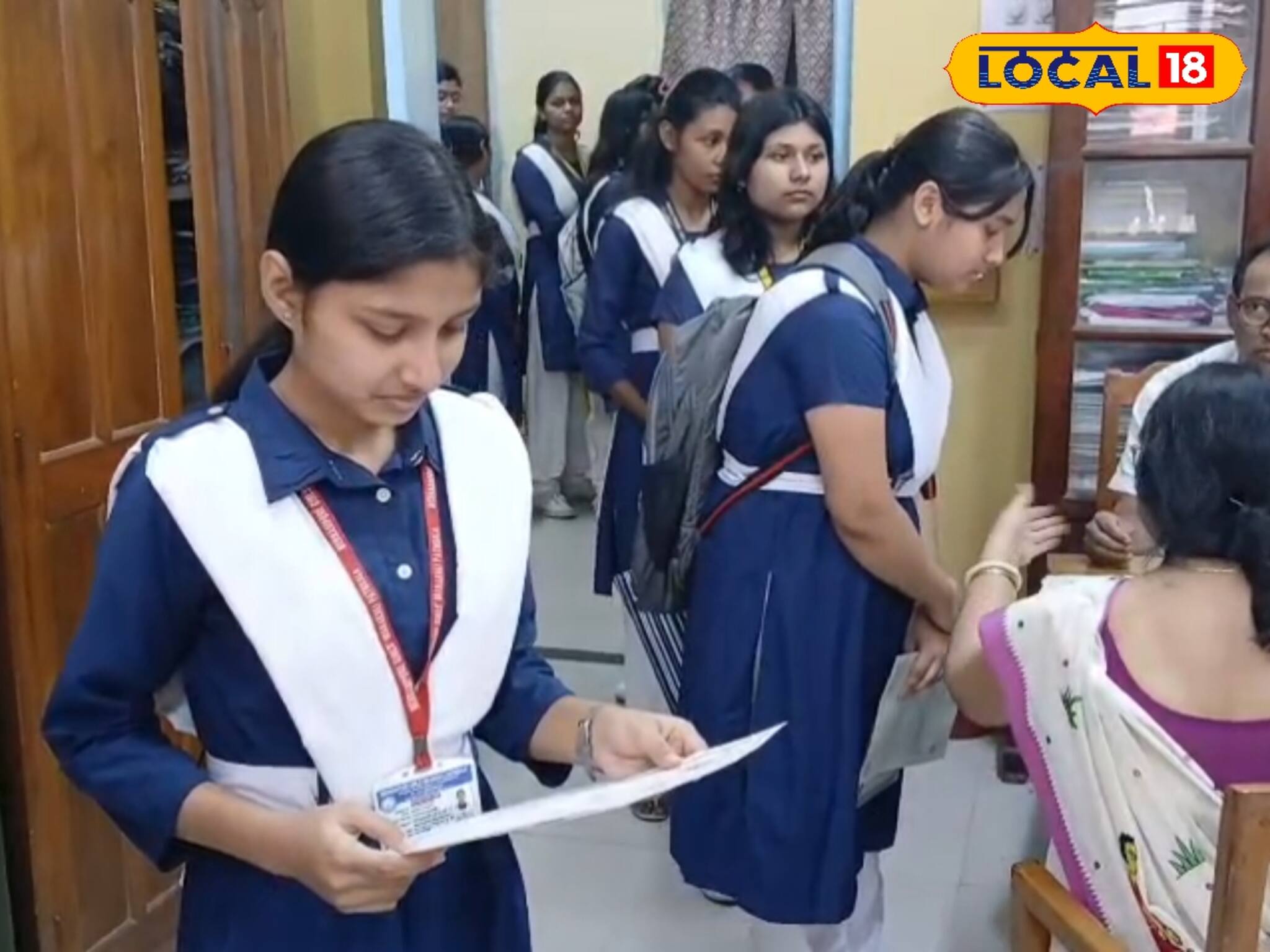 পরপর তিনবছর শূন‍্য! মাধ্যমিকের মেধাতালিকায় নেই ১ জনও পড়ুয়া? কেন এই দশা মুর্শিদাবাদের?