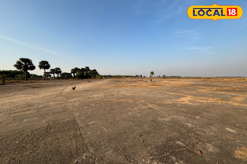 তৎকালীন বার্মা, চিন,ইন্দোনেশিয়া আর থাইল্যান্ডে নজরদারির জন্যই মূলত এমন একটা জায়গায় ঘন জঙ্গলের মধ্যে তৈরি করা হয়েছিল এয়ারস্ট্রিপটি। সেখান থেকে বোমারু বিমানে করে শত্রুপক্ষের উপর নজরদারির দায়িত্বে ছিল মার্কিন সেনার 'রেড হক' বাহিনী। 
