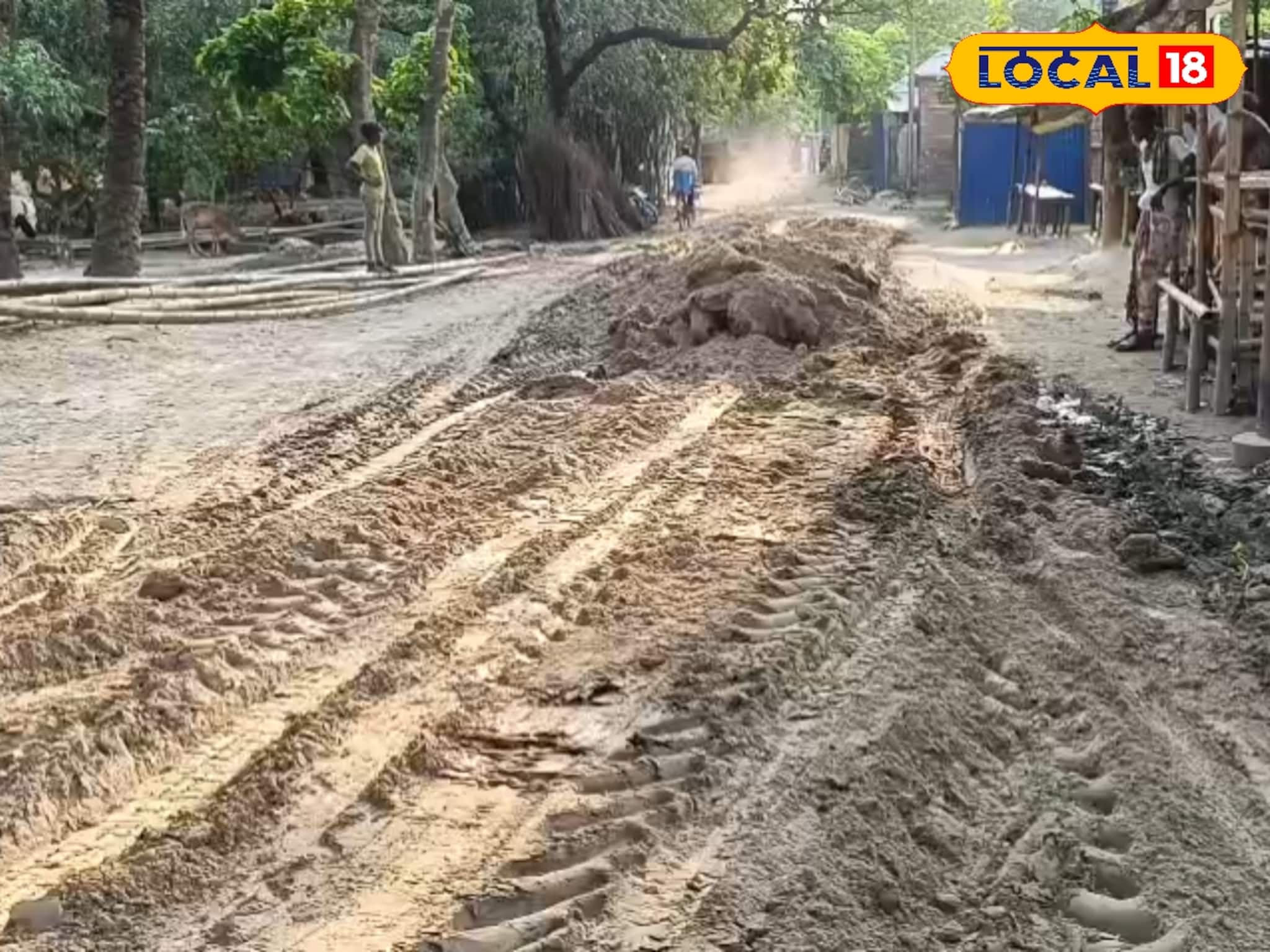 ভারত-পাক সংঘাত আবহে এবার সীমান্তে চাঁদা তুলে রাস্তা বানাচ্ছেন বাসিন্দারা