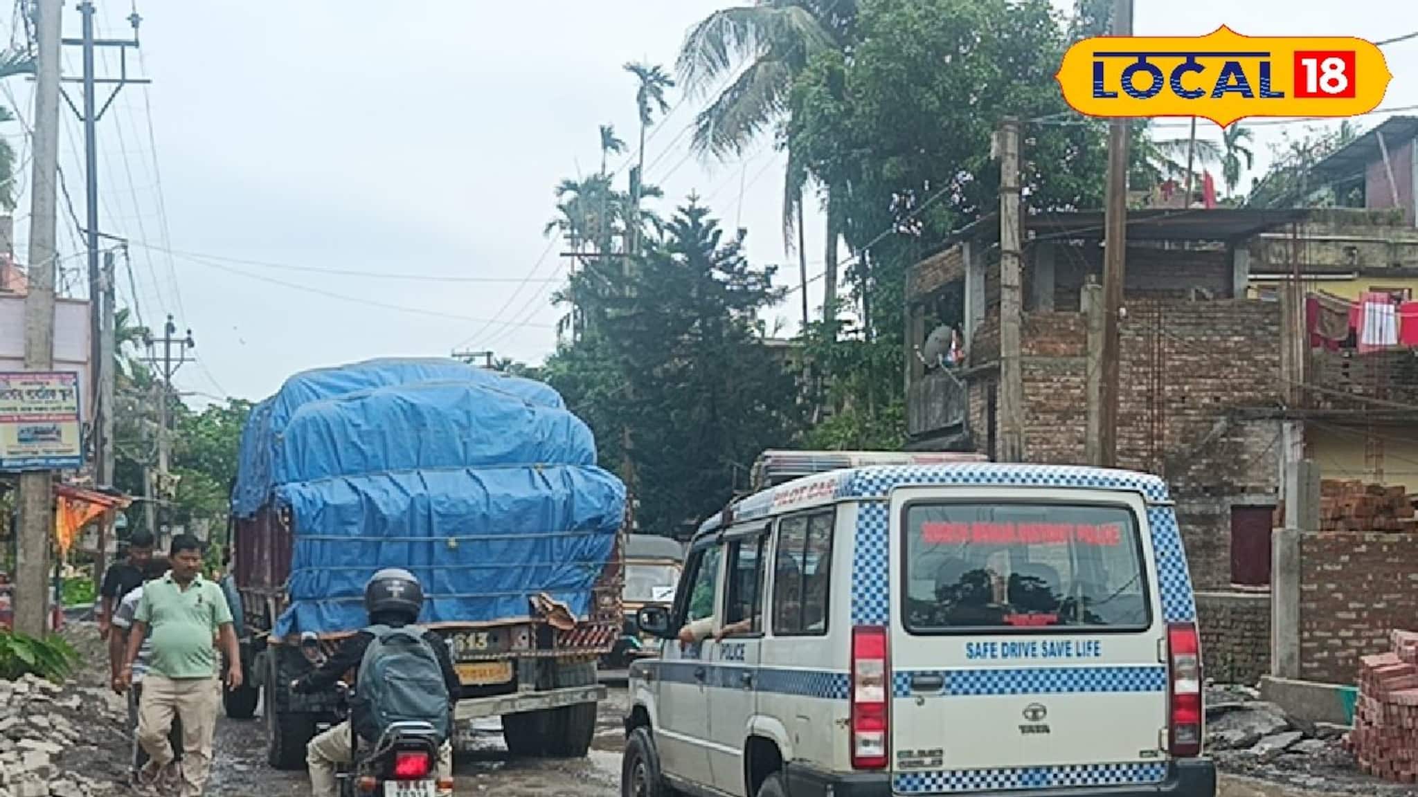 বর্ষার মরসুমের আগেই রাজ্য সড়কের বেহাল দশা! সকলের দাবি দ্রুত সংস্কার