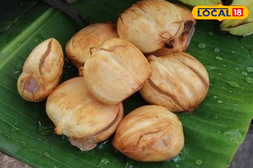 *তালশাঁস হল কচি তালের অভ্যন্তরে থাকা একটি জেলির মতো নরম অংশ, যা খেতে ঠান্ডা ও শরীর সতেজ করে। শরীর ঠান্ডা রাখতে, এমনকি হিটস্ট্রোকের ঝুঁকি কমায়।