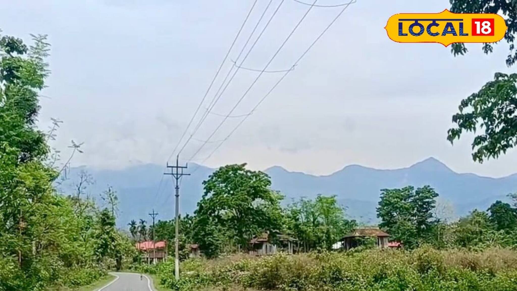 আজব কাণ্ড উত্তরবঙ্গে! উঁচু হয়ে যাচ্ছে নদী, মিশে যাচ্ছে রাস্তায়! রাতের ঘুম উড়ছে বাসিন্দাদের