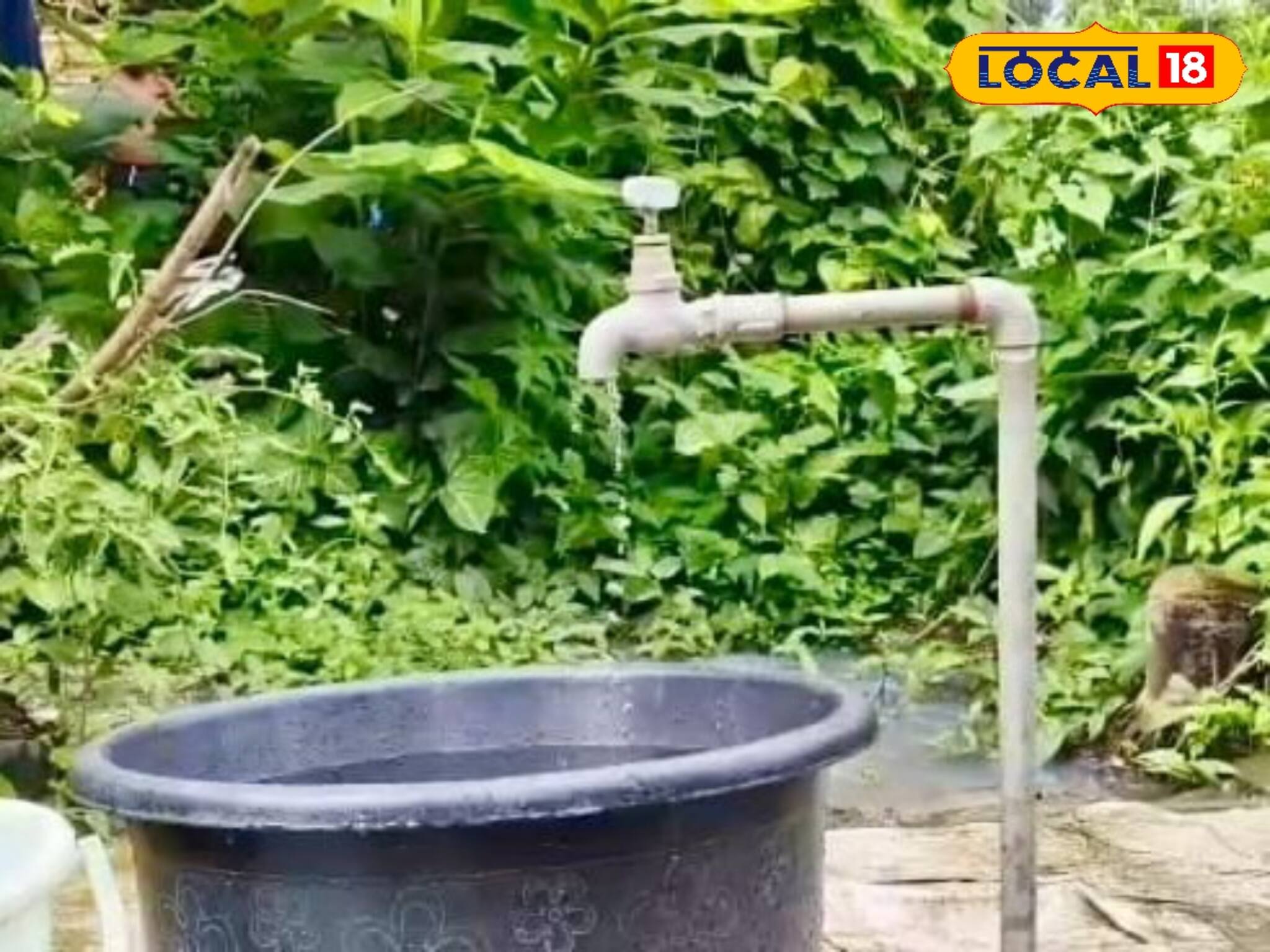 না আছে ঘরে শান্তি, না আছে বাইরে! জল নিয়ে দিনের পর দিন অশান্তিতে দুই চা বাগান