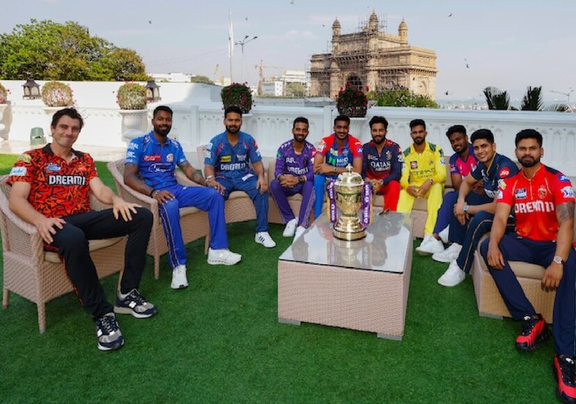 আইপিএল কোয়ালিফায়ার ১ এবং এলিমিনেটর ম্যাচ হবে নিউ চণ্ডীগড়ের মুল্লানপুরে। কোয়ালিফায়ার ২ এবং ফাইনাল আহমেদাবাদে। আইপিএলের নিয়ম, ফাইনাল ছাড়া বাকি কোনও ম্যাচে ‘রিজার্ভ ডে’ নেই। 