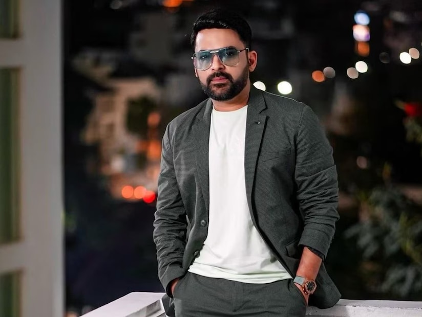 দাস দাদাকে হারিয়ে সোশ্যাল মিডিয়ায় আবেগঘন পোস্ট কপিলের ৷ তিনি লেখেন, ‘‘আজ আমাদের মন ভীষণ ভারাক্রান্ত। আজ আমরা হারালাম দাস দাদাকে। যিনি ক্যামেরার পিছনের আত্মা ছিলেন। অনুষ্ঠান শুরু হওয়ার পর অসংখ্য সুন্দর মুহূর্ত ক্যামেরাবন্দি করেছিলেন তিনি। দাস দাদা একজন নিপাট ভদ্রলোক ছিলেন। সবসময় হাসিমুখে থাকতেন। আমাদের পাশে থাকতেন। ভীষণ মিস করবো দাদা। শান্তিতে ঘুমাও। তোমার স্মৃতি থাকবে প্রতিটি ফ্রেমে, প্রতিটি হৃদয়ে।’’