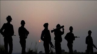 যুদ্ধের আশঙ্কায় ভারত-পাক সীমান্তে বাড়ছে উত্তেজনা৷ ছবি- পিটিআই