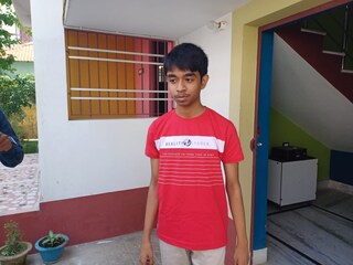 মাধ্যমিকে প্রথম আদৃত। 