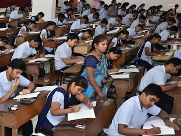 Madhyamik Result 2025: মাধ্যমিকের মেধাতালিকায় বড়সড় রদবদল! রিভিউ স্ক্রটিনির রেজাল্ট প্রকাশের পর বিরাট চমক