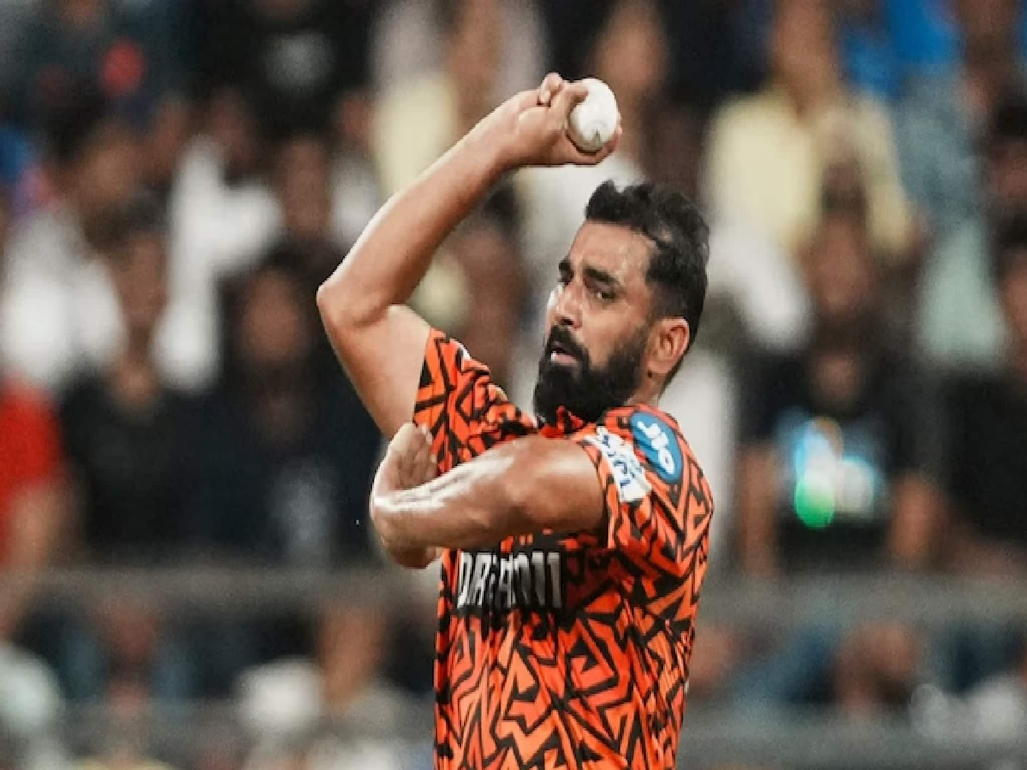 Mohammed Shami: আইপিএল নিলামের আগে শামির জন্য বড় খবর! তারকা পেসারকে দলে নিতে লড়াইয়ে ২ দল