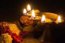 আজ মোহিনী একাদশী! সন্ধ্যায় বাড়ির এই অংশে প্রদীপ জ্বাললেই দূর বিপদ! ঝড়ের বেগে আসবে টাকা