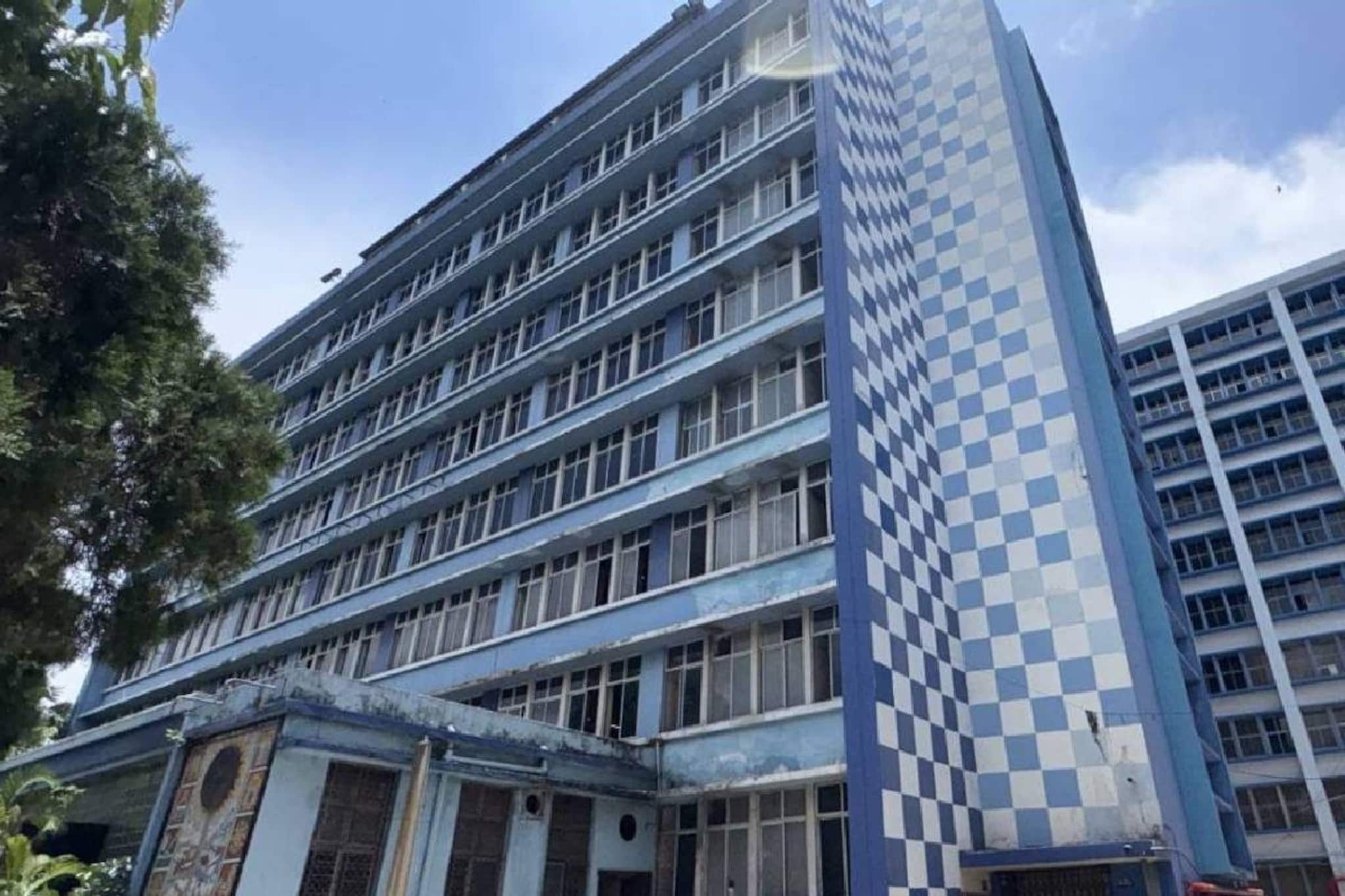 শহরে দুর্ঘটনা! বেলেঘাটা সেলস ট্যাক্স বিল্ডিং থেকে ঝাঁপ! মৃত্যুর কোলে ঢলে পড়লেন ব্যক্তি