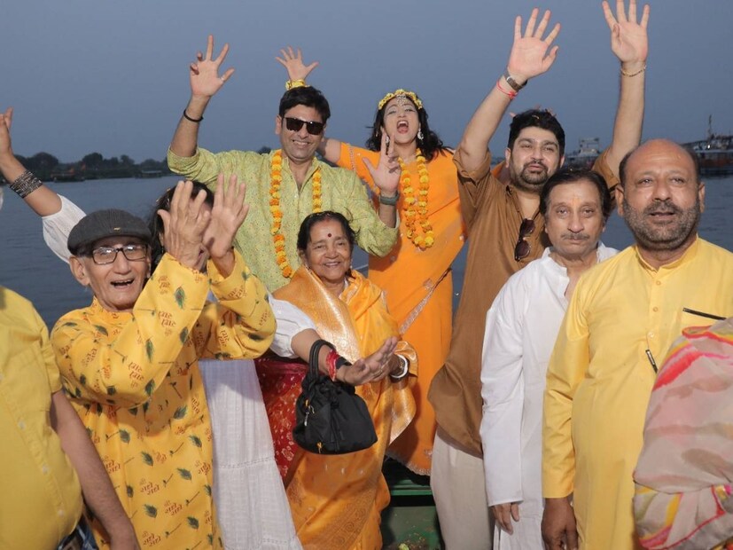 জানা গিয়েছে, বছর শেষে নভেম্বরে ফের সাতপাকে বাঁধা পড়বেন বিনীতা-বিশাল। অনুরাগীরা শুভেচ্ছা জানিয়েছেন তাঁকে।