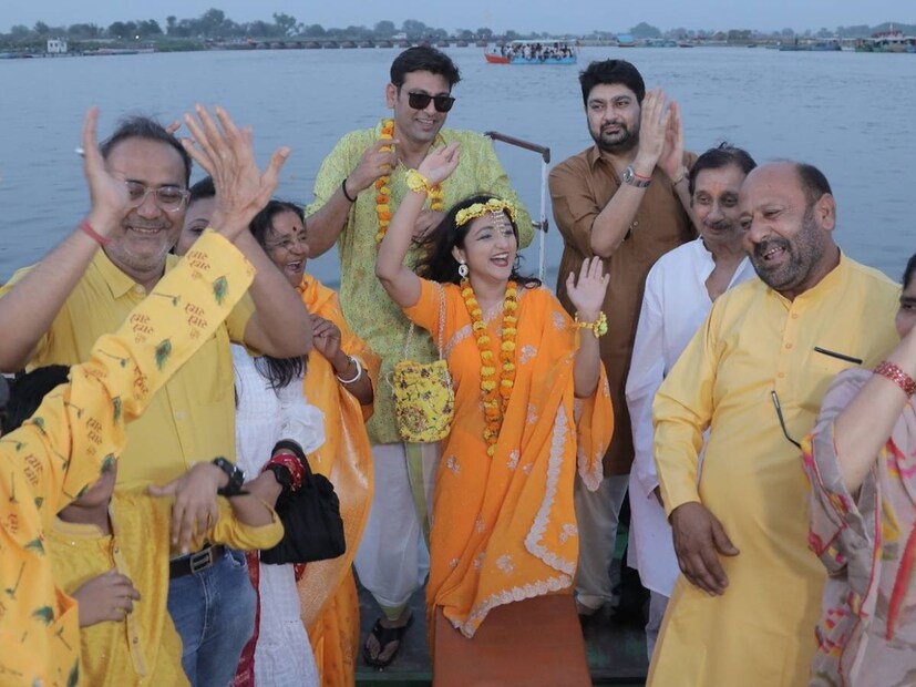 ২০১৬ সালে স্টার জলসায় মেম বউ ধারাবাহিক দিয়ে অভিনয়ে হাতেখড়ি হয়েছিল বিনীতার। সেই ধারাবাহিক জনপ্রিয় হলেও আর অভিনয় করেননি তিনি।