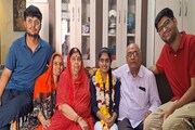 সোশ্যাল মিডিয়া থেকে দূরেই থাকেন, ১২ ঘণ্টা পড়াশোনা! CBSE টপার ভবিষ্যতে কী হতে চান জানেন?