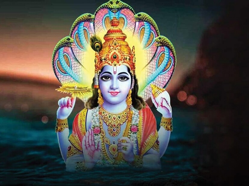 ২. ৭ জুন নির্জলা একাদশী পূজার শুভ সময় হল ভোর ৫:২৩ থেকে ৯:৪০ মিনিট পর্যন্ত, যা খুবই শুভ। এই সময়ে, দ্বিপুষ্কর যোগ রয়েছে, যেখানে কৃত কাজ দ্বিগুণ ফল দেয়। তবে, সর্বার্থ সিদ্ধি যোগ ৮ জুন সকাল ০৯:৪০ থেকে ০৫:২৩ পর্যন্ত। এই যোগেও পূজা করা ভাল, এতে কাজ সফল হবে। নির্জলা একাদশী ২০২৫ পারণের সময়: স্মার্তদের জন্য নির্জলা একাদশীর উপবাস: ৭ জুন ২০২৫, দুপুর ১.৪৪ থেকে বিকেল ৪.৩১, বৈষ্ণবদের জন্য নির্জলা একাদশীর উপবাস: ৮ জুন ২০২৫, ভোর ৫.২৩ থেকে সকাল ৭.১৭ ৷ (Representative Image)