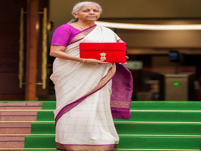 ১ ফেব্রুয়ারি পেশ করা কেন্দ্রীয় বাজেটে, অর্থমন্ত্রী নির্মলা সীতারমন ইতিমধ্যেই আর্মড ফোর্সের জন্য ৬.৮১ লক্ষ কোটি টাকার রেকর্ড বরাদ্দ করেছিলেন। এটি ২০২৪-২৫ সালে বরাদ্দকৃত ৬.২২ লক্ষ কোটি টাকার থেকে ৯.২ শতাংশ বেশি।