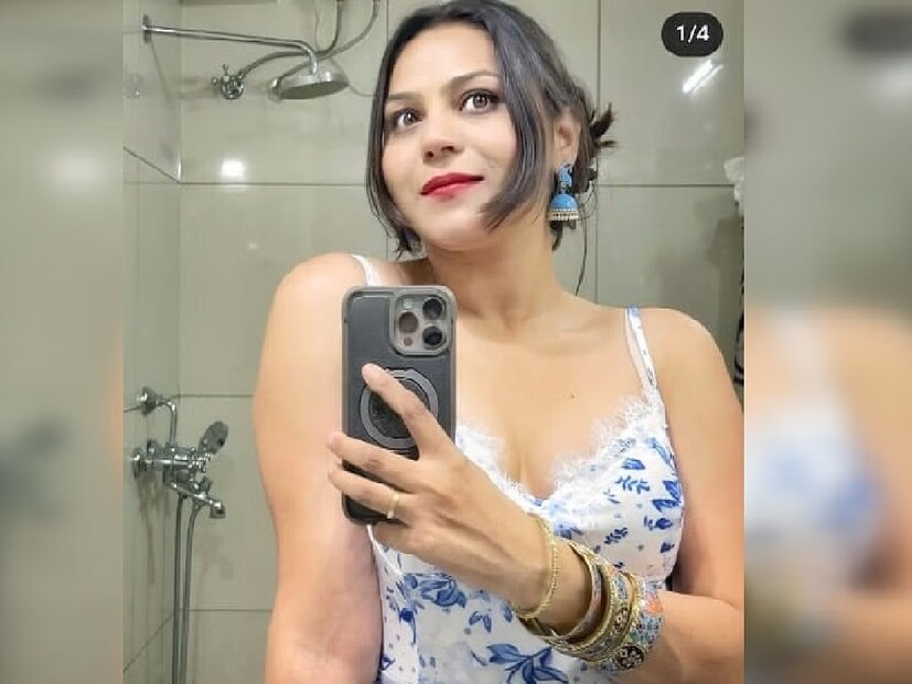 জিজ্ঞাসাবাদের সময়, সে পুলিশকে বলেছে যে সে ২০২৩ সালে পাকিস্তান সফরকারী একটি প্রতিনিধি দলের অংশ ছিল। যেখানে সে আহসান-উর-রহিম ওরফে দানিশ নামে এক ব্যক্তির সঙ্গে দেখা করে। ভারতে ফিরে আসার পরেও তিনি তাঁর সঙ্গে যোগাযোগ রেখেছিলেন।