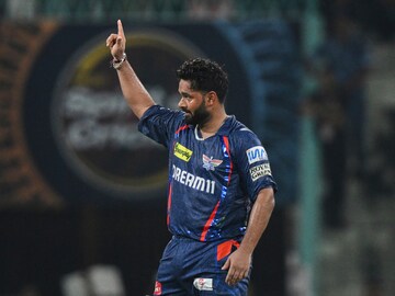 Rishabh Pant: শেষ ম্যাচে সেঞ্চুরি ঋষভ পন্থের, ভাইরাল এলএসজি অধিনায়কের সেলিব্রেশন