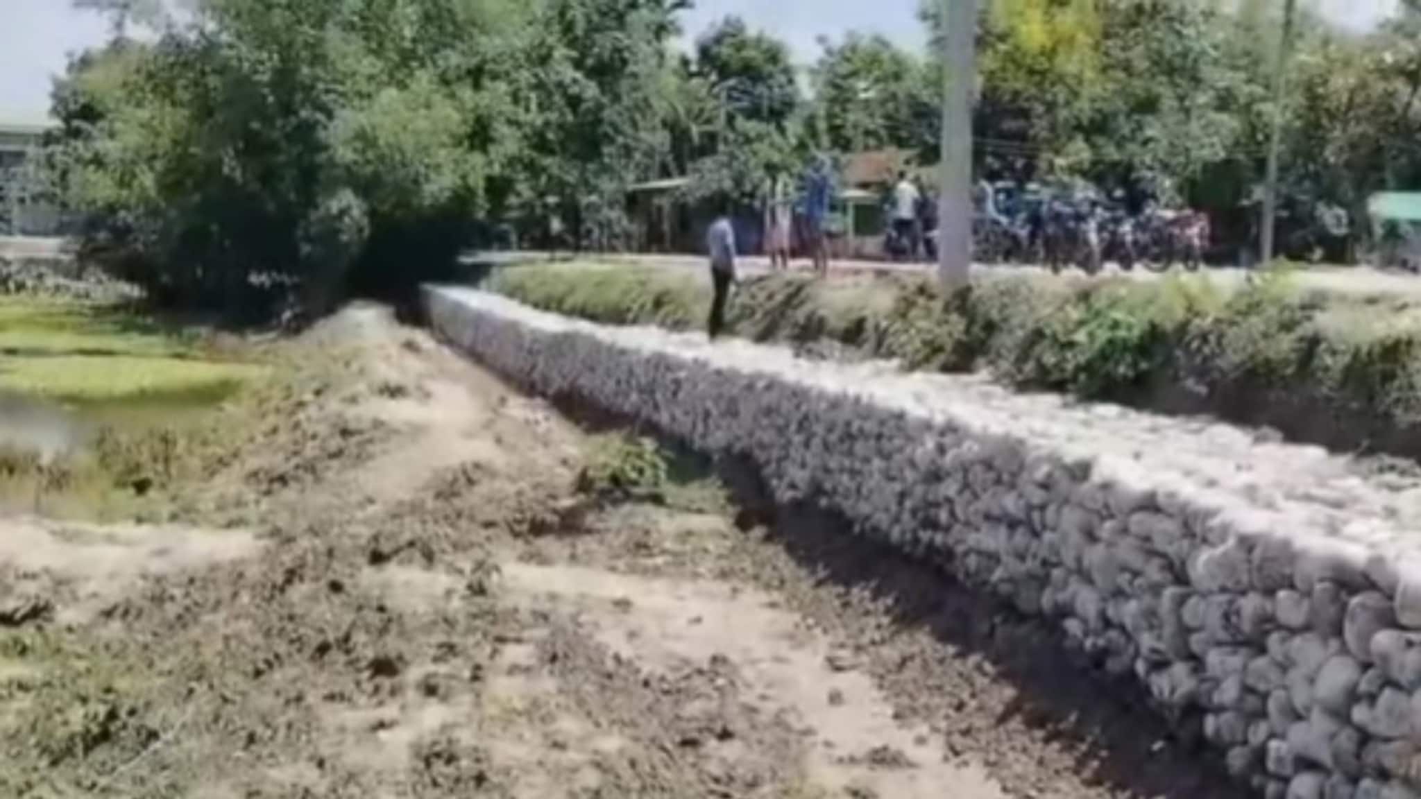 শহিদ জওয়ানের নামে তৈরি হচ্ছিল রাস্তা! কেন কাজ বন্ধ করে দিল স্থানীয়রা