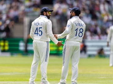 IND vs ENG: কোহলি ও রোহিতের ‘মিশ্রণ’! এমন প্লেয়ার পেয়ে গেল ভারত! কে দিলেন খোঁজ? IND vs ENG: কোহলি ও রোহিতের ‘মিশ্রণ’! এমন প্লেয়ার পেয়ে গেল ভারত! কে দিলেন খোঁজ?