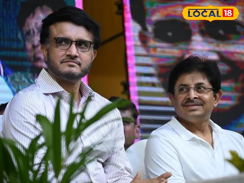 রবিবার বোলপুরে স্টেডিয়াম মাঠ নতুন করে সংস্কারের জন্য ৪ কোটি টাকা সাংসদ তহবিল থেকে দেওয়ার কথা ঘোষণা করেন বোলপুরের সাংসদ অসিত মাল। রবীন্দ্র মূর্তিতে মাল্যদান করে শ্রদ্ধা নিবেদন করেন ভারতীয় ক্রিকেট দলের দুই প্রাক্তন অধিনায়ক। বোলপুর পুরসভার পক্ষ থেকে রবীন্দ্র প্রতিকৃতি তুলে দেওয়া হয় সৌরভ গঙ্গোপাধ্যায় এর হাতে। বক্তব্য রাখতে গিয়ে সৌরভ গঙ্গোপাধ্যায় বলেন, &quot;দশ বছর পর অনুব্রতদার সঙ্গে দেখা,বীরভূমের রামপুরহাটে শেষ দেখা হয়েছিল।”