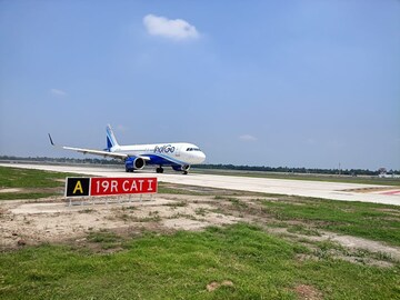 Kolkata Airport: লক্ষ লক্ষ যাত্রীদের জন্য দারুণ সুখবর! কলকাতা বিমানবন্দরে এবার বিরাট সুবিধা, খুলে দেওয়া হল এই পথ…