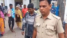ক্রেতা নয়! এরা কারা? দোকানে এসেই শাটার নামিয়ে দিয়ে যা করল...ভয়ে কাঁপছে এলাকা!