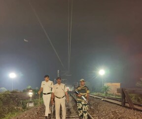 * ক্রমবর্ধমান নিরাপত্তা উদ্বেগের মধ্যেও উত্তর পূর্ব সীমান্ত রেলওয়ে আরপিএফ-এর নজরদারি বৃদ্ধি