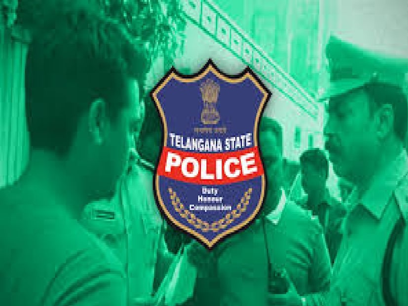 পুলিশি পদক্ষেপ এবং আরও তদন্তএসএইচও প্রশান্ত ভরদ্বাজ জানিয়েছেন যে তেলেঙ্গানা পুলিশ অভিযুক্তকে ট্রানজিট রিমান্ডে নিয়ে হায়দরাবাদের উদ্দেশ্যে রওনা দিয়েছে। সেখানে তাকে পুঙ্খানুপুঙ্খভাবে জিজ্ঞাসাবাদ করা হবে। এই জালিয়াতির সঙ্গে আরও অনেকে জড়িত থাকতে পারে বলে সন্দেহ করছে পুলিশ। এই মামলায় অন্যান্য সন্দেহভাজনদের খোঁজে পুলিশের দল সক্রিয় রয়েছে। দানাপুরের এসএইচও প্রশান্ত ভরদ্বাজ বলেন, তেলেঙ্গানা পুলিশের সহযোগিতায় আমরা এই মামলায় দুই প্রধান অভিযুক্তকে গ্রেফতার করেছি। এটি ৪০০০ কোটি টাকার একটি বড় জালিয়াতির ঘটনা। উদ্ধারকৃত জিনিসপত্র এবং নগদ অর্থ থেকে স্পষ্ট যে অভিযুক্তরা চরম বিলাসবহুল জীবনযাপন করছিল। তবে এরপরেই আরও পুরো বিষয়টি খতিয়ে দেখবে তেলেঙ্গানা পুলিশ৷
