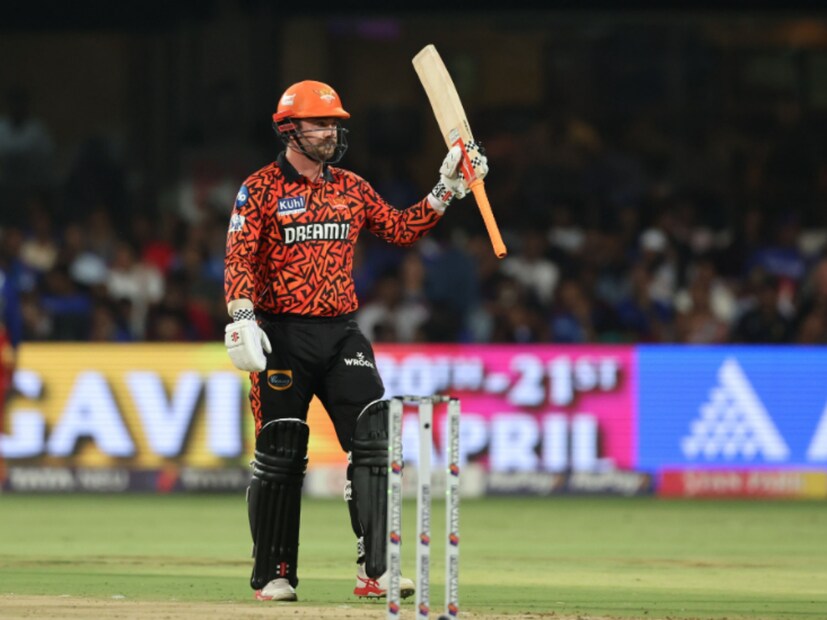 করোনা আক্রান্ত হয়েছে সানরাইজার্স হায়দরাবাদের তারকা ব্যাটার ট্রেভিস হেড। বর্তমানে কোভিড আতঙ্কের কারণ নয়। কিন্তু হঠাৎই এই খবরে হৈ চৈ।