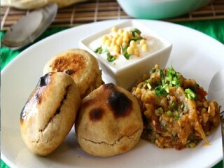 Litti Chokha
Image:News18