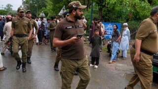 
বানচাল জয়সলমের, পাঠানকোটে হামলার চেষ্টা! এবার পাল্টা ইসলামাবাদ, লাহোর এবং সিয়ালকোটে আক্রমণ ভারতের