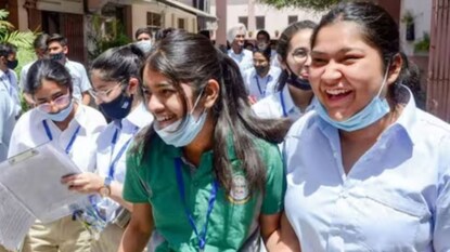 এই সপ্তাহেই, ফলপ্রকাশ হতে চলেছে CBSE-র ক্লাস ১০ এবং ক্লাস ১২-এর! কোথায়, কীভাবে দেখা যাবে? এখনই জেনে নিন এই সপ্তাহেই, ফলপ্রকাশ হতে চলেছে CBSE-র ক্লাস ১০ এবং ক্লাস ১২-এর! কোথায়, কীভাবে দেখা যাবে? এখনই জেনে নিন