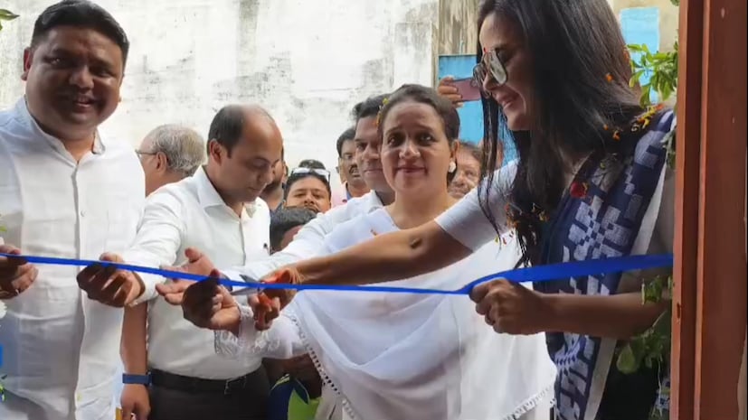 ৫০ লক্ষ টাকা ব্যয় নির্মিত এই শীততাপ নিয়ন্ত্রিত জিমে রয়েছে দেহ চর্চার সমস্ত রকম আধুনিক সরঞ্জাম । অনুষ্ঠানে বক্তব্য রাখতে গিয়ে জেলা শাসক এস অরুন প্রসাদ জানান সেভাবে এআই প্রযুক্তি মানুষের মেধার পক্ষে অন্তরায় হয়ে দাঁড়াচ্ছে সেখানে দেহচর্চা খেলাধুলো সংস্কৃতি আগামী প্রজন্মের কাছে তা ভীষণ গুরুত্বপূর্ণ হয়ে দাঁড়াবে। এই জেলায় তিনি একটি আধুনিক জিম প্রতিষ্ঠার জন্য ধন্যবাদ জানান সাংসদকে।
