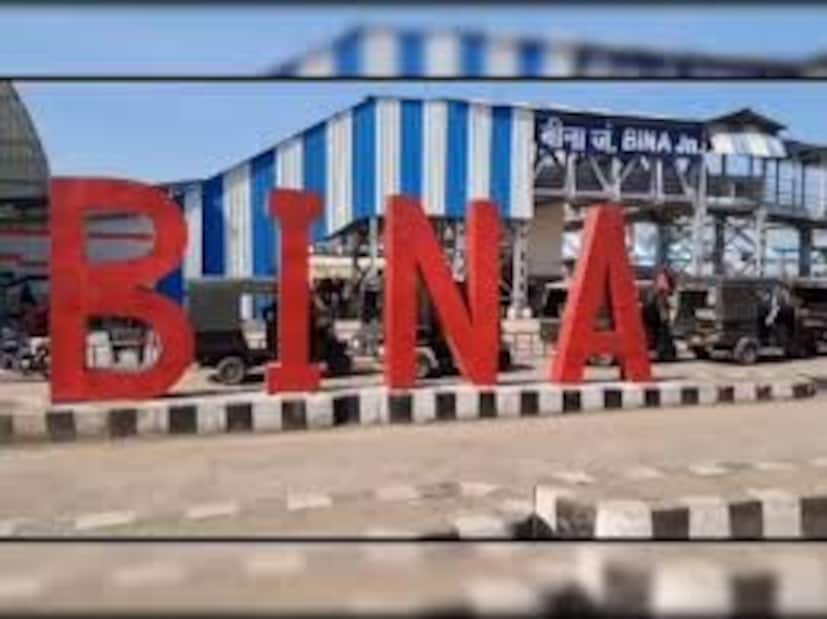 তদন্তকারীরা জানিয়েছেন আমদাবাদ স্টেশন থেকে রওনা দেওয়ার কিছু ক্ষণ পর এক্সপ্রেস ট্রেনটি যখন বিনা স্টেশন ছেড়ে রওনা দেয়, তখন ওয়াশরুমে যান এক ব্যক্তি। তাঁর দাবি, বাথরুমের দরজা ছিটকিনিবন্ধ ছিল না। ঠেলতেই খুলে যায় ভেজানো দরজা। এর পরই তাঁর চক্ষু চড়কগাছ। (Representative Image)
