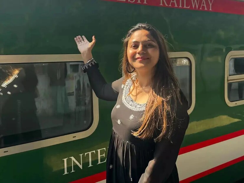 হাওড়া ষ্টেশন,পার্ক সার্কাস-সহ একাধিক জায়গা ঘুরে বেড়ান জ্যোতি৷ তাঁর সফরসঙ্গী ছিলেন আর এক ইউটিউবার সৌমিত ভট্টাচার্য৷ 