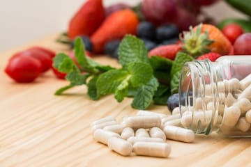 ক্লান্তি হোক বা কোষ্ঠকাঠিন্য, চুল পড়া, জানুন কোন ভিটামিনের অভাবে শরীরে কোন উপসর্গ দেখা দেয় ক্লান্তি হোক বা কোষ্ঠকাঠিন্য, চুল পড়া, জানুন কোন ভিটামিনের অভাবে শরীরে কোন উপসর্গ দেখা দেয়