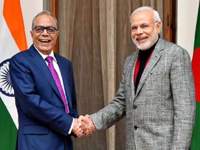 এদিকে, হাসিনাকে ক্ষমতাচ্যূত করার কয়েক মাস পর বৃহস্পতিবার বাংলাদেশের প্রাক্তন রাষ্ট্রপতি আবদুল হামিদ দেশ ত্যাগ করেন। আওয়ামী লীগ সরকারের পতনের পর, দেশব্যাপী ছাত্র আন্দোলনের সময় কিশোরগঞ্জে একটি বিক্ষোভে হামলা ও গুলি চালানোর ঘটনায় শেখ হাসিনা এবং তাঁর পরিবারের পাশাপাশি হামিদের বিরুদ্ধেও মামলা দায়ের করা হয়।