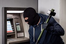 রাতে অন্ধকারে ২ স্টেট ব্যাঙ্কের ATM ভাঙচুর, টাকা লুট, CCTV ফুটেজ-এ চাঞ্চল্য