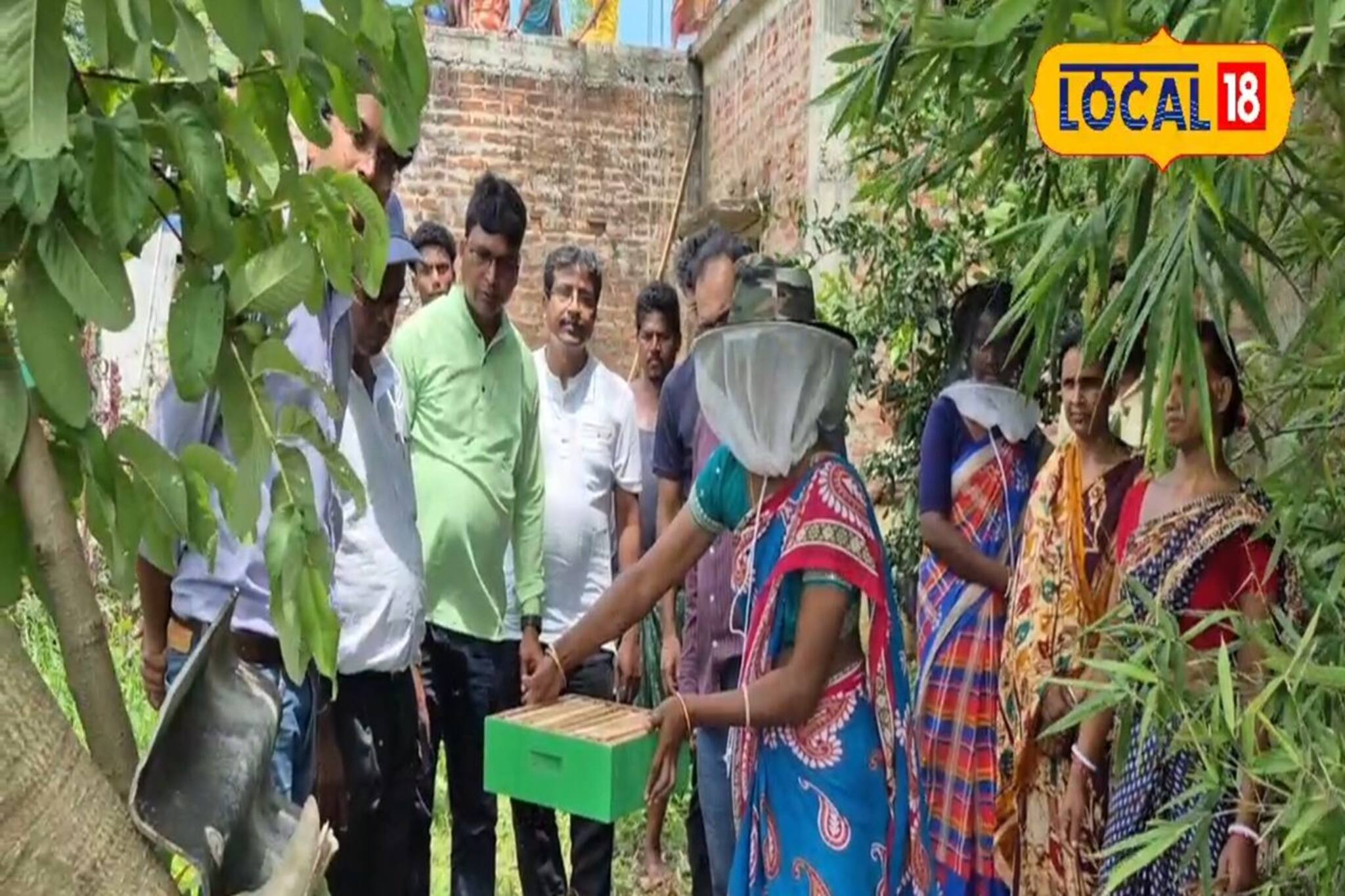 কৃষিকাজ না হলেও চাপ নেই! প্রাকৃতিক সম্পদকে হাতিয়ার করেই নতুন আয়ের খোঁজ ঝাড়গ্রামে