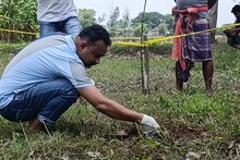 হাতে বৌদির কাটা মুণ্ডু, রাস্তা দিয়ে হাঁটছে দেওর!আম পাড়ার ভয়ানক পরিণতি,শিউরে উঠল বাসন্তী