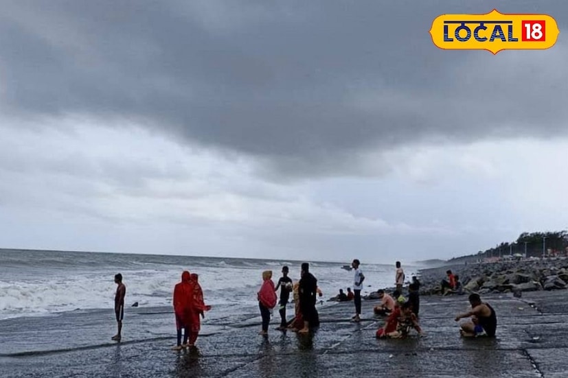 দুর্যোগ কাটিয়ে সাময়িকভাবে কিছুটা আশার আলো দেখা দিয়েছিলেন। এবং ভেবেছিলেন এবারও অন্তত পুজোর মুখে ঘুরে দাঁড়াবে ব্যবসা। 