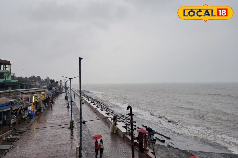 দক্ষিণ ২৪ পরগনার জয়নগর থেকে আসা এক পর্যটক জানান,'দিঘায় এরকম মনোরম পরিবেশ আগে দেখিনি। সমুদ্র উত্তাল, বড় বড় ঢেউ এসে আছড়ে পড়ছে। কিন্তু বিন্দুমাত্র আক্ষেপ নেই। সৈকত সরণীতে দাঁড়িয়ে এই সমুদ্রের এই দৃশ্য উপভোগ করা দিঘায় এবার এসে অন্যতম বড় পাওয়া।' 